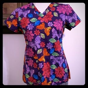 MC2 Med Couture scrub top